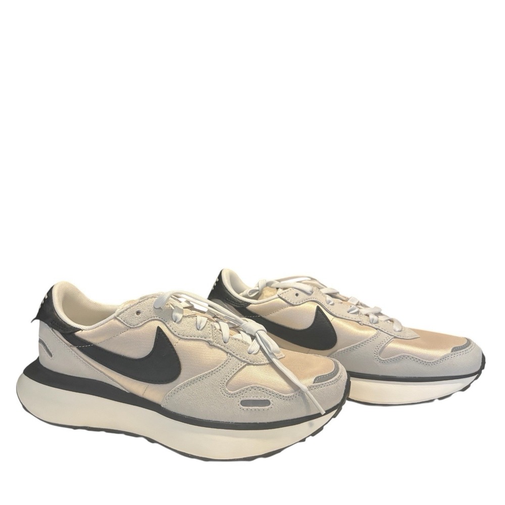 Size 10 Women Nike Phoenix Waffle‎ Summit White Black  FD2196-100